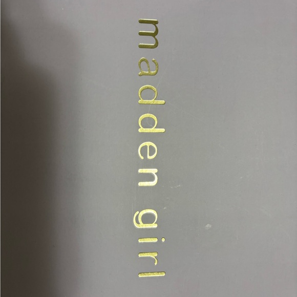 Madden Girl Black and Gray Snakeskin Ankle Booties size 11. - Picture 2 of 7